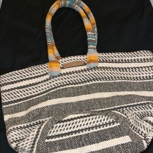 Billabong woven bag Clearance